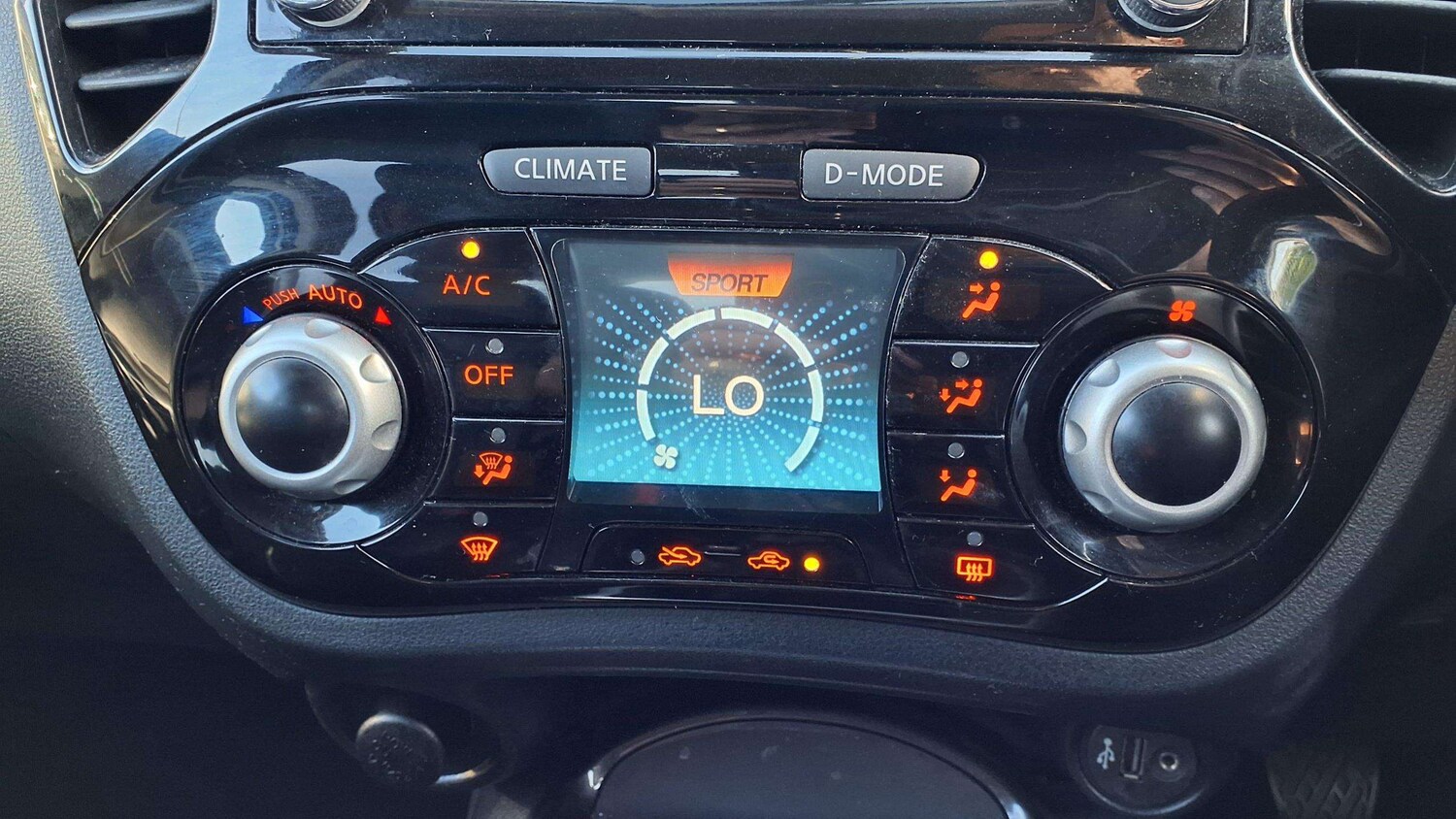 Used Nissan Juke 2019 for sale - 75813299: Photo 30