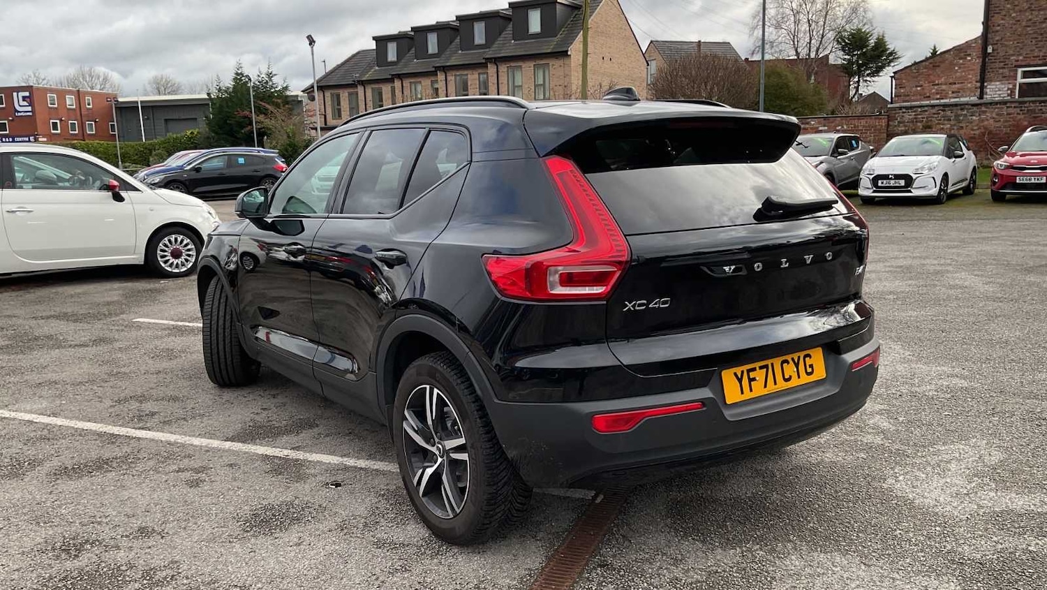 Used Volvo XC40 2021 for sale - 77561080: Photo 3