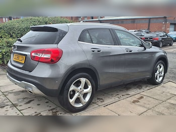 Used Mercedes-Benz GLA 2018 for sale - 76125884: Photo 3