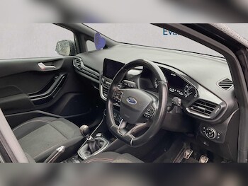 Used Ford Fiesta 2018 for sale - 77294214: Photo