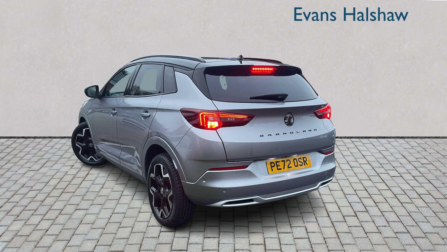 Used Vauxhall Grandland 2022 for sale - 77333864: Photo 2