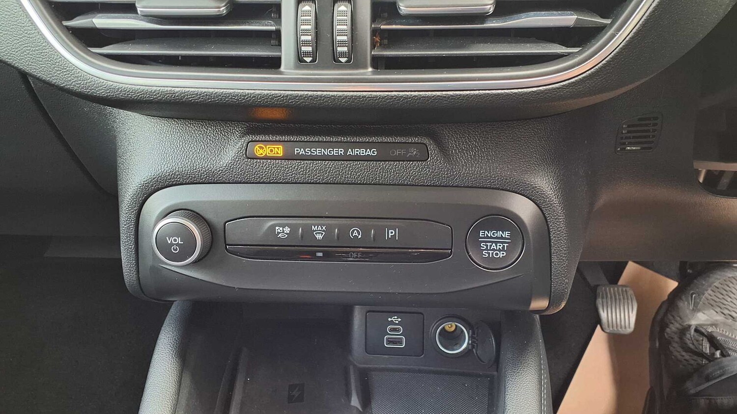 Vehicle 29