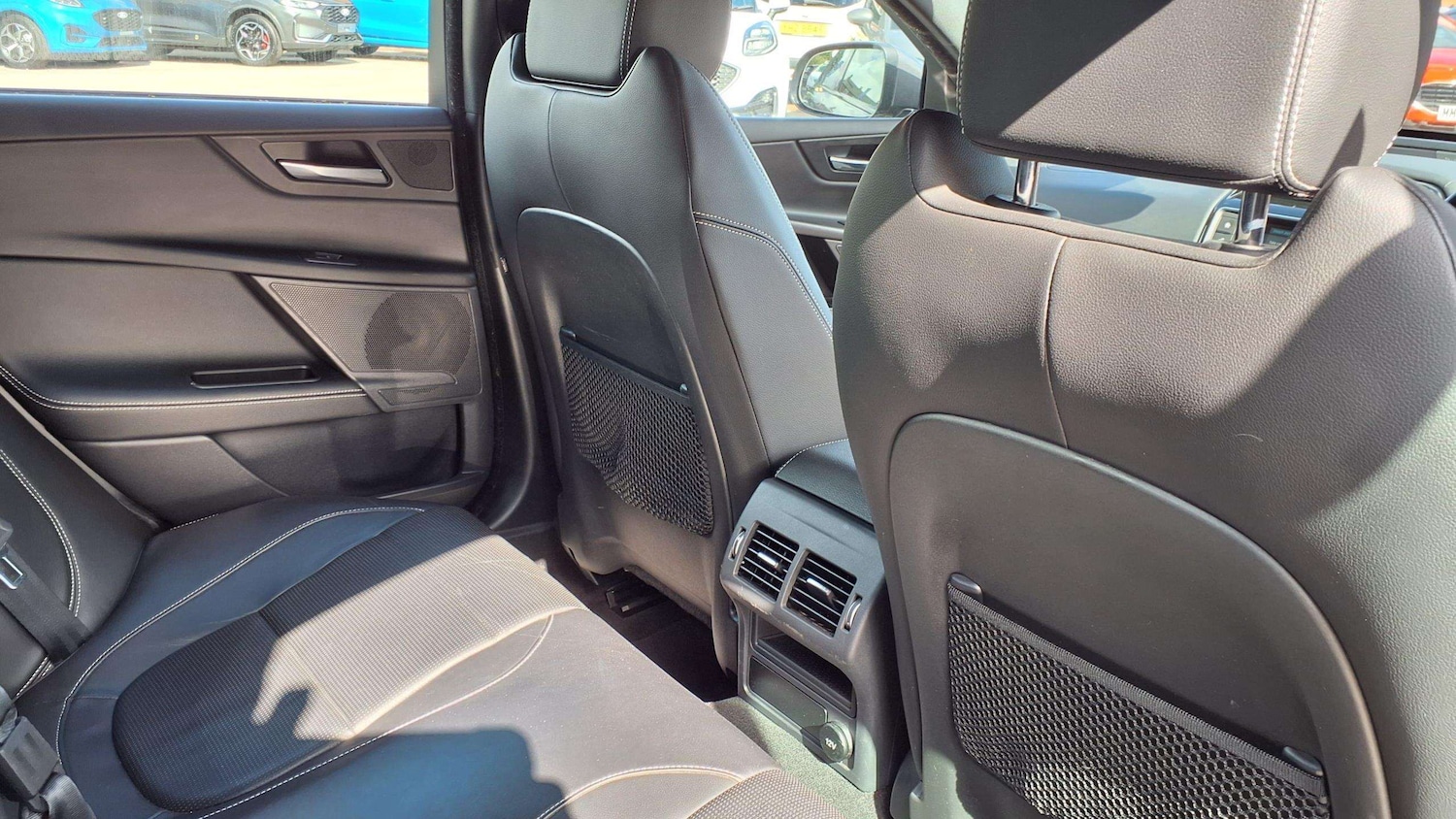 Used Jaguar XE 2017 for sale - 76170115: Photo 19