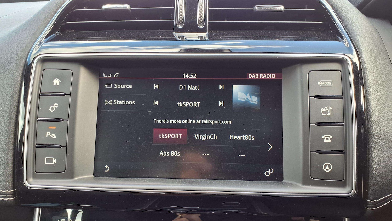 Used Jaguar XE 2017 for sale - 76170115: Photo 28