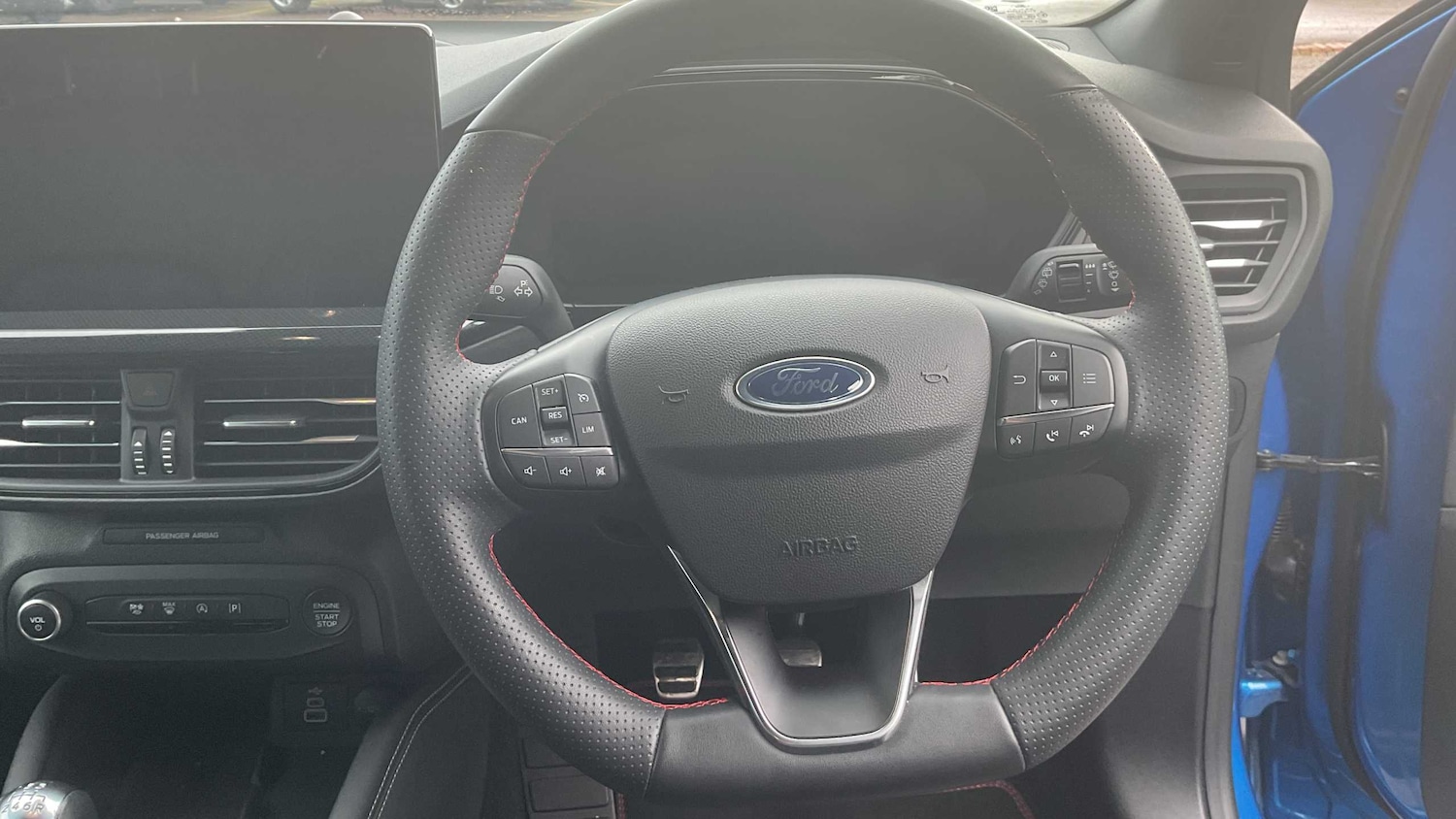 Used Ford Focus 2022 for sale - 76851609: Photo 8