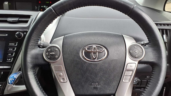 Used Toyota Prius+ 2020 for sale - 76218246: Photo 21
