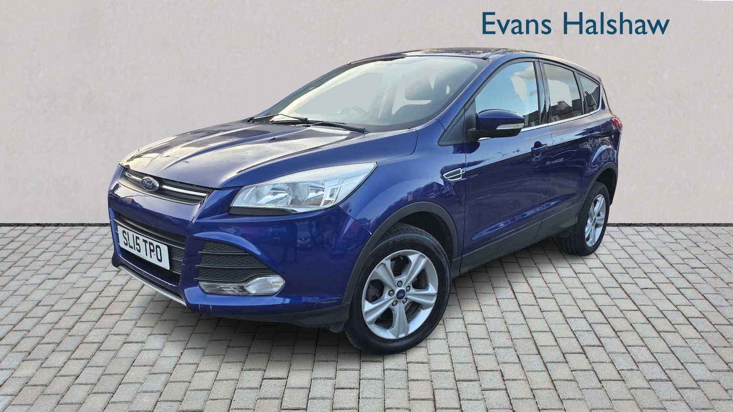 Used Ford Kuga 2015 for sale - 76575954: Photo 2