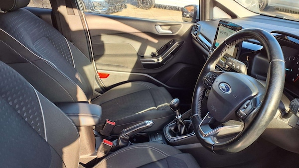 Used Ford Fiesta 2017 for sale - 76252201: Photo 17