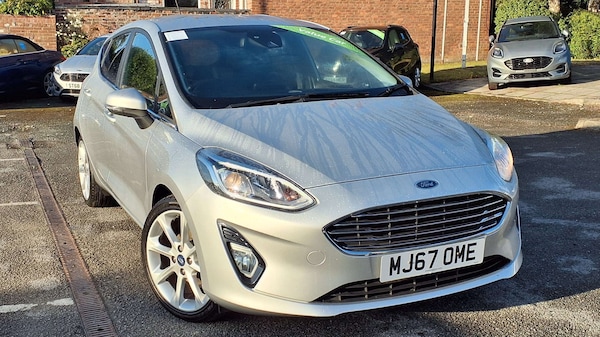 Used Ford Fiesta 2017 for sale - 76252201: Photo 1