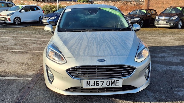 Used Ford Fiesta 2017 for sale - 76252201: Photo 2