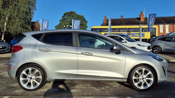 Used Ford Fiesta 2017 for sale - 76252201: Photo 8