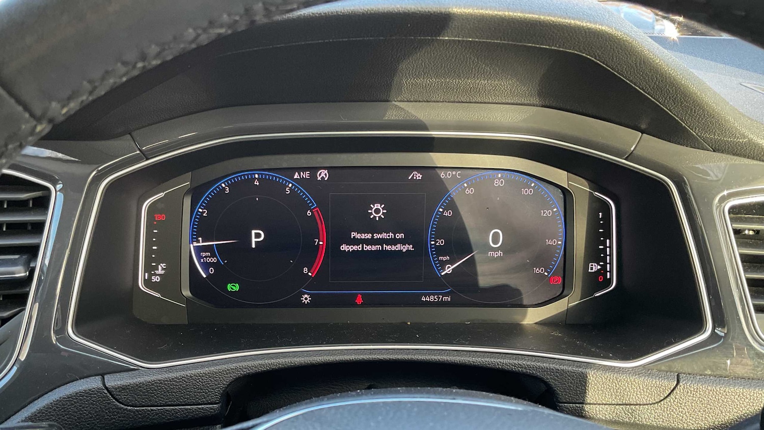 Used Volkswagen T-Roc 2019 for sale - 77134776: Photo 6