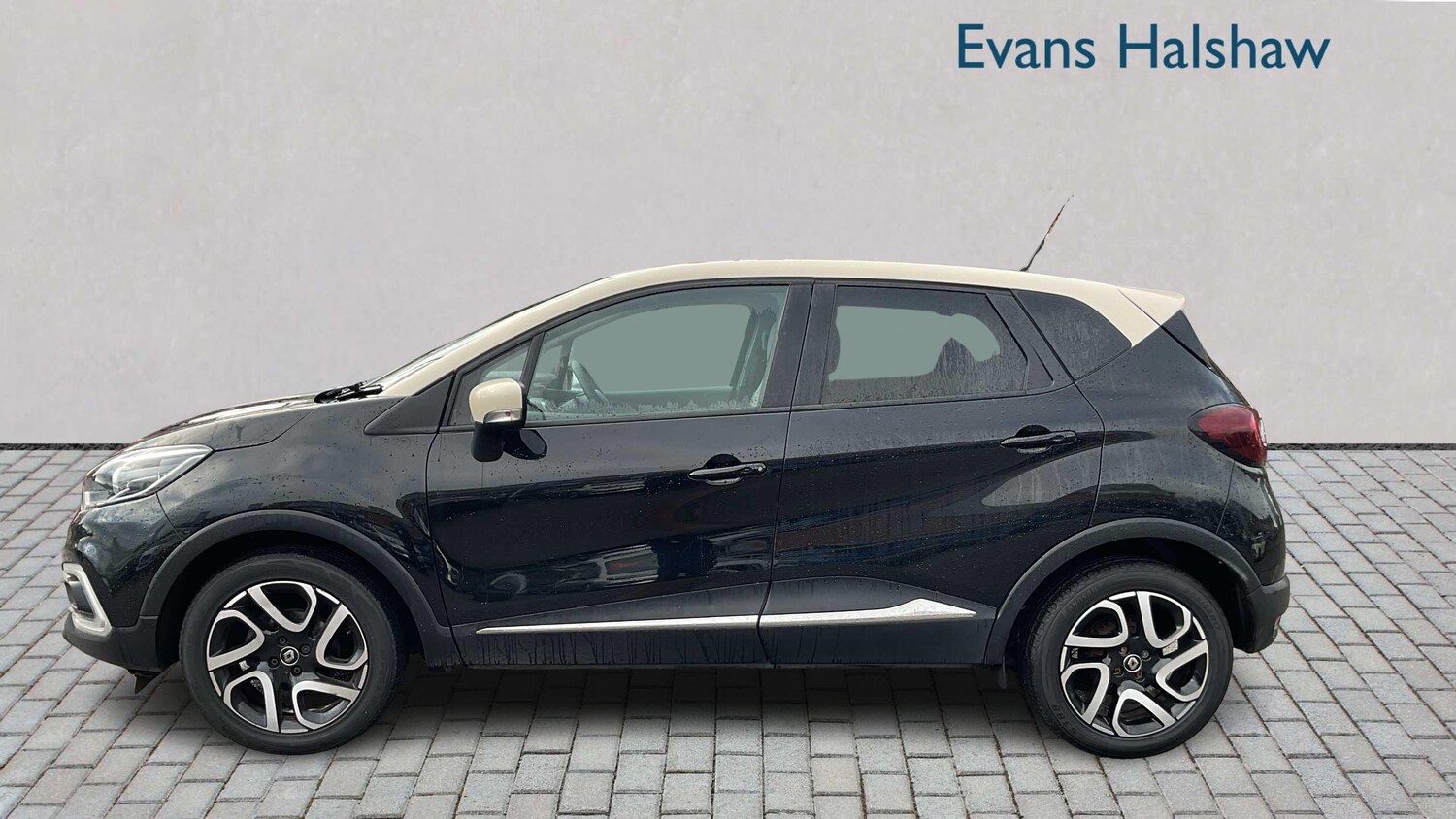 Used Renault Captur 2018 for sale - 76624682: Photo 5