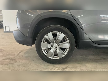 Used Peugeot 2008 2019 for sale - 76373704: Photo