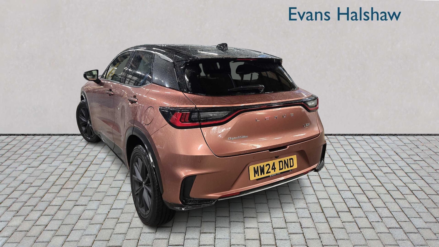 Used Lexus LBX 2024 for sale - 76967797: Photo 2