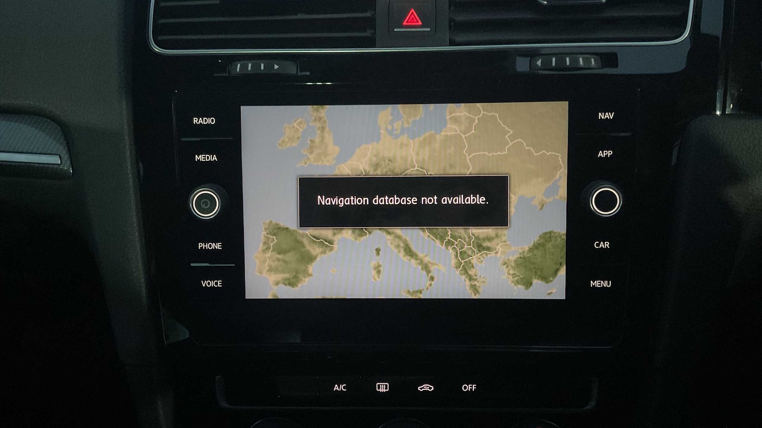 Used Volkswagen Golf 2018 for sale - 77123469: Photo 17