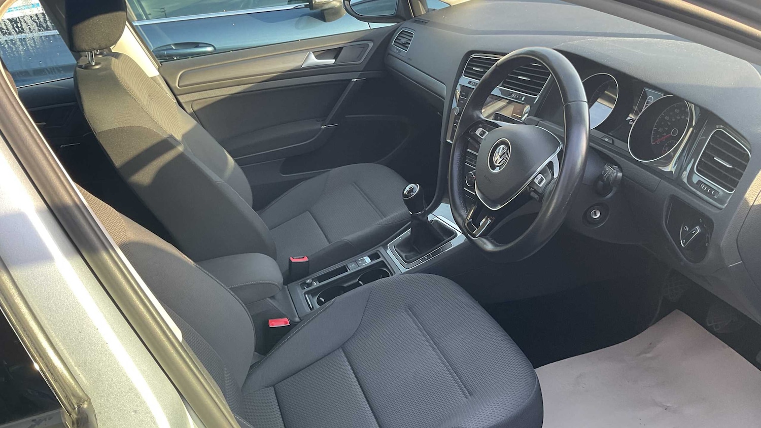 Used Volkswagen Golf 2019 for sale - 76827573: Photo 11