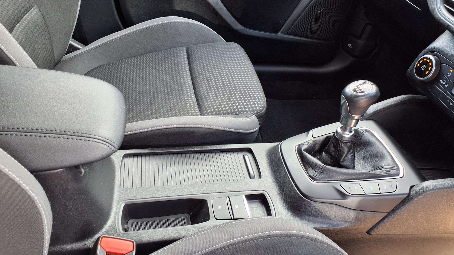 Used Ford Focus 2022 for sale - 75812675: Photo 31