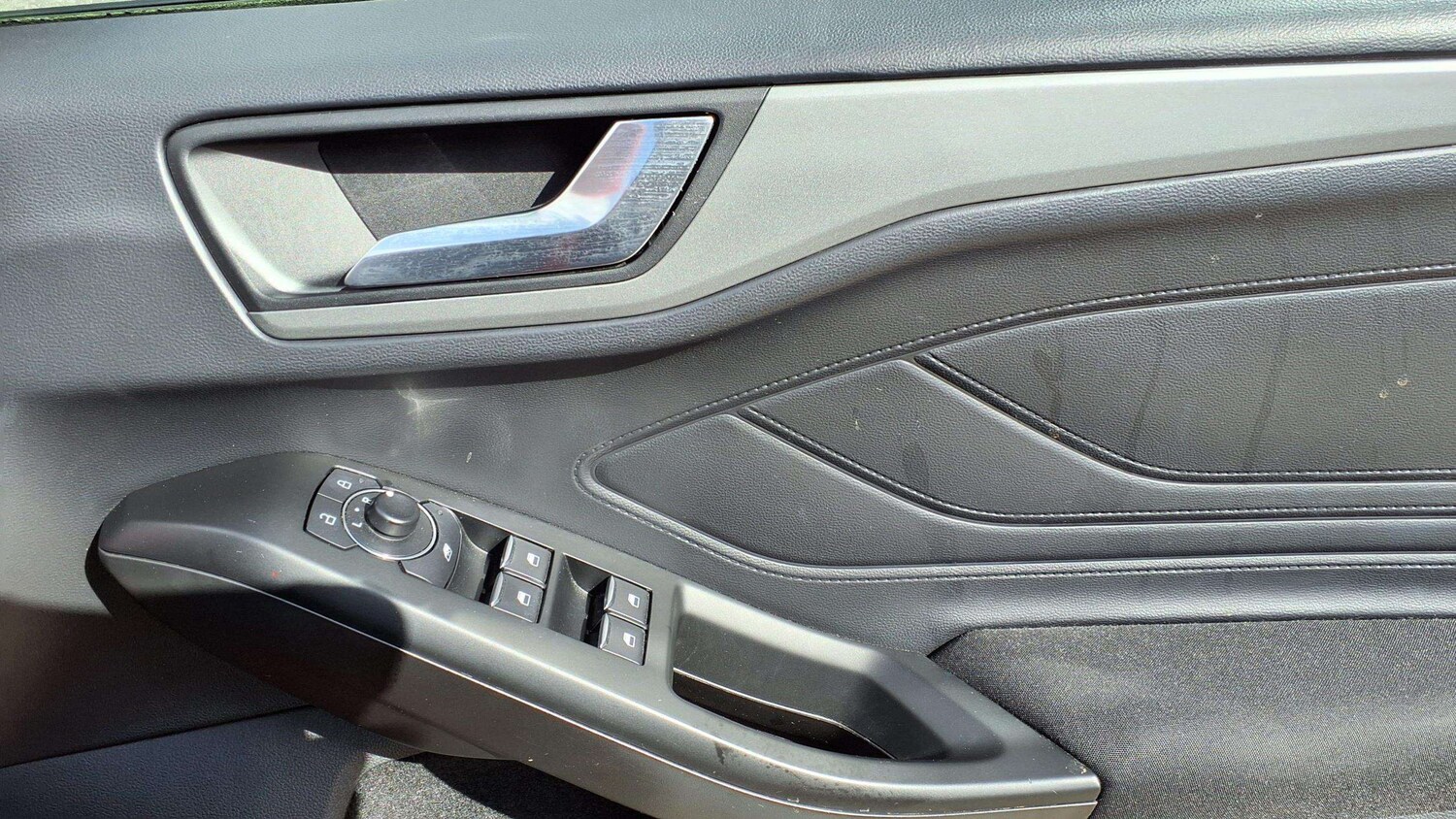 Used Ford Focus 2022 for sale - 75812675: Photo 32