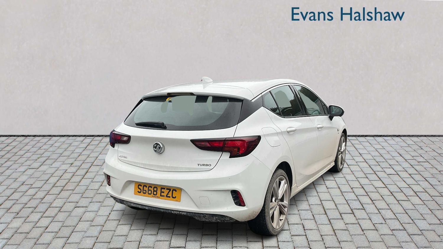 Used Vauxhall Astra 2018 for sale - 76442424: Photo 3