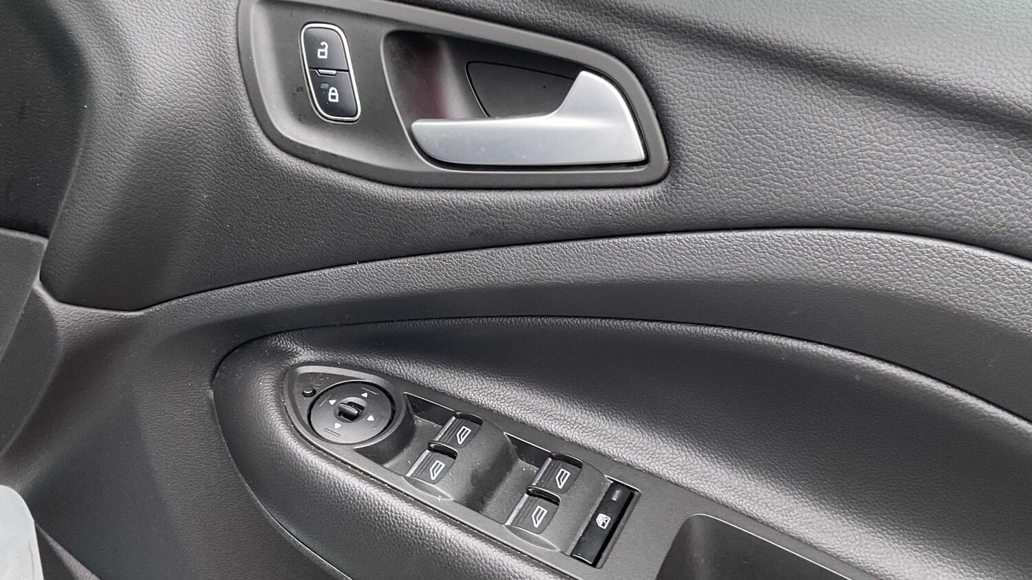 Used Ford Kuga for sale - 78104185: Photo 7