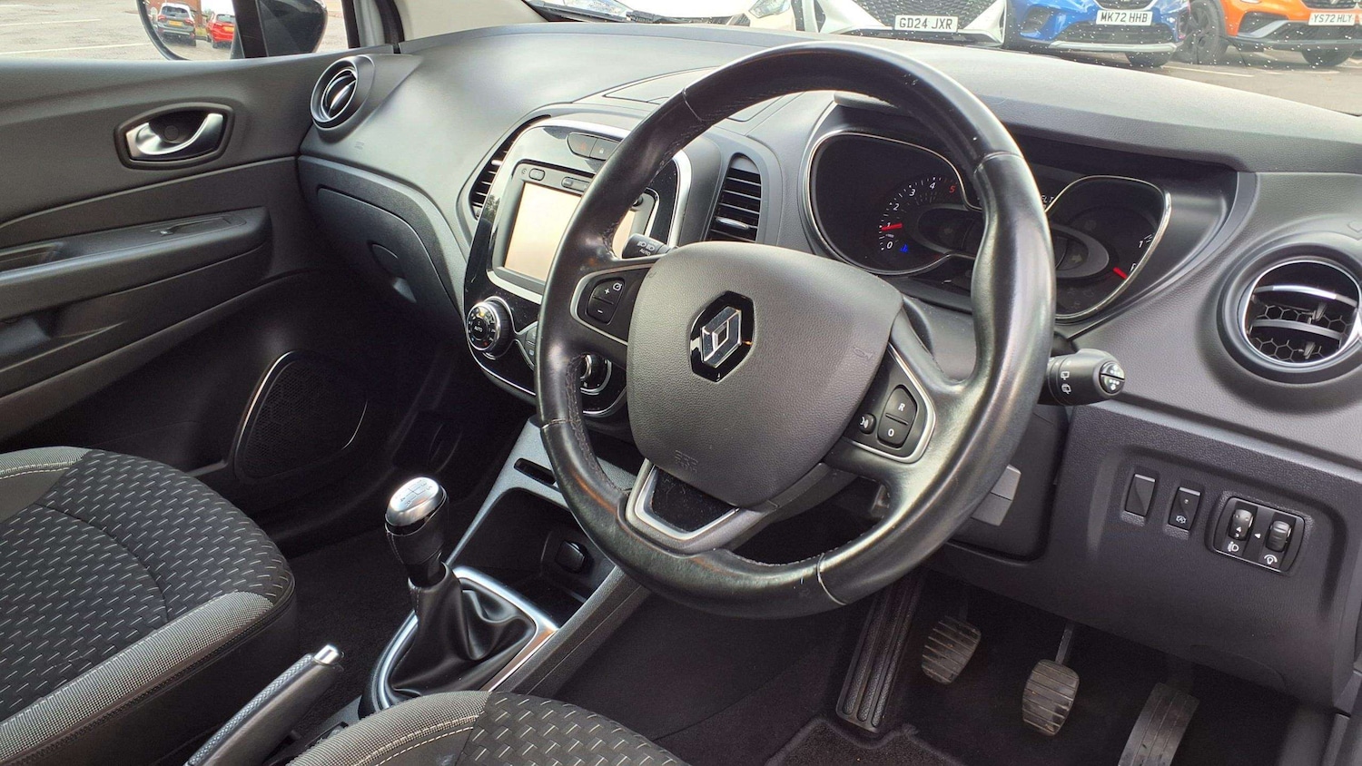 Used Renault Captur 2018 for sale - 76501895: Photo 13