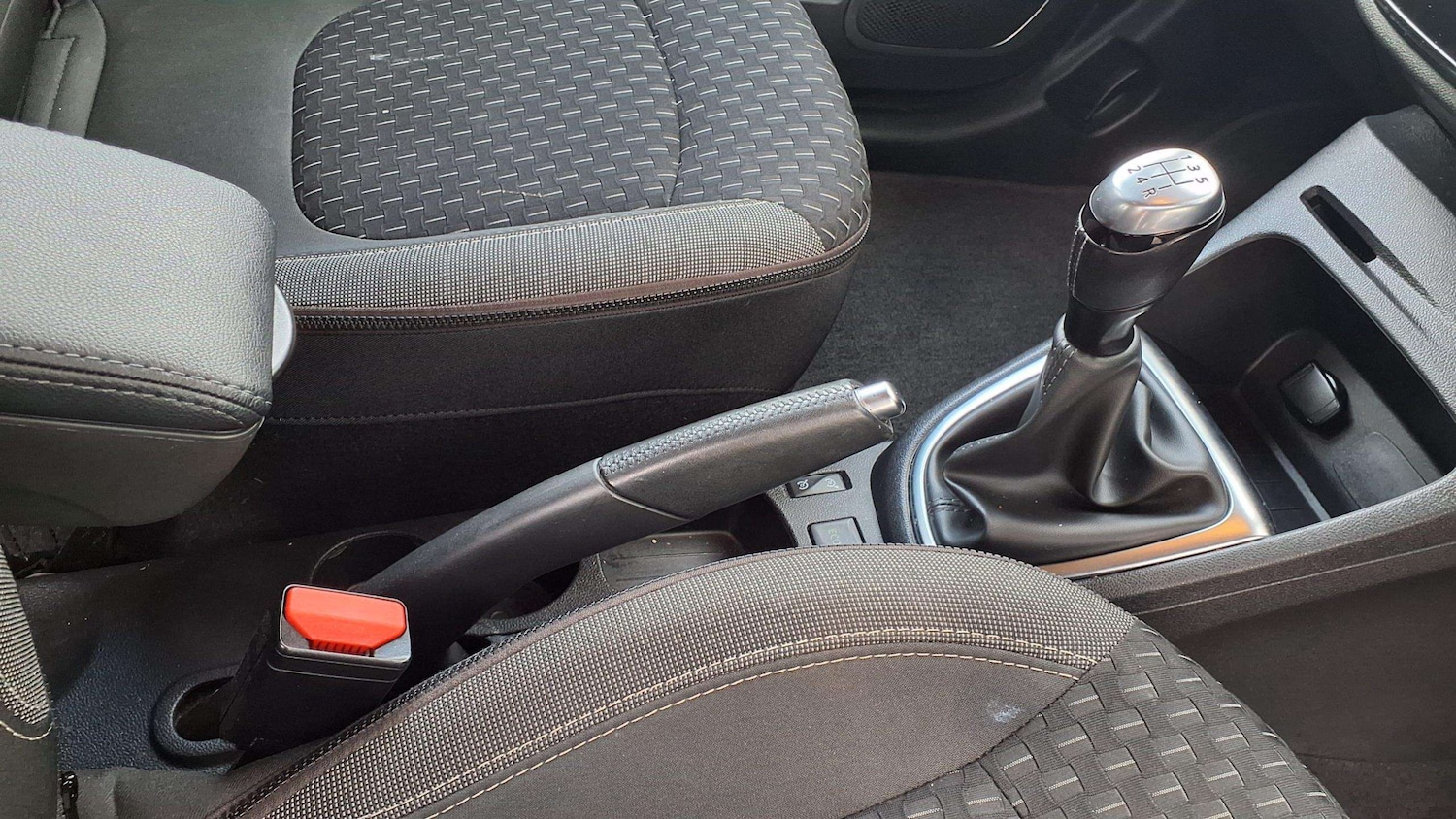 Used Renault Captur 2018 for sale - 76501895: Photo 15