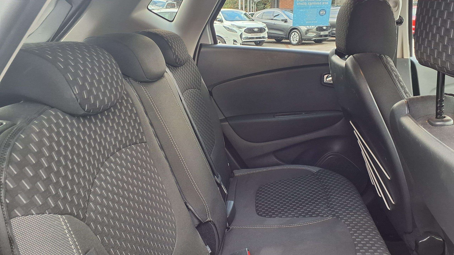 Used Renault Captur 2018 for sale - 76501895: Photo 19