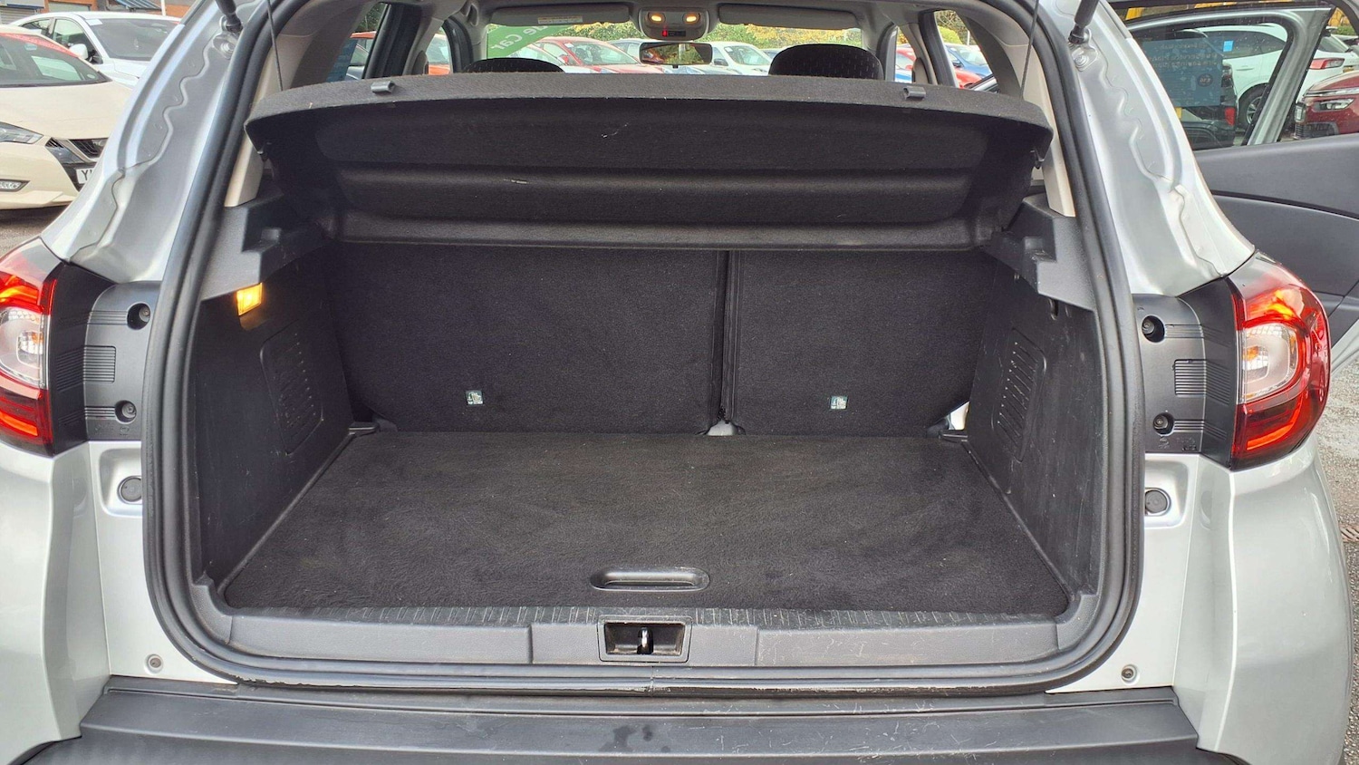 Used Renault Captur 2018 for sale - 76501895: Photo 20