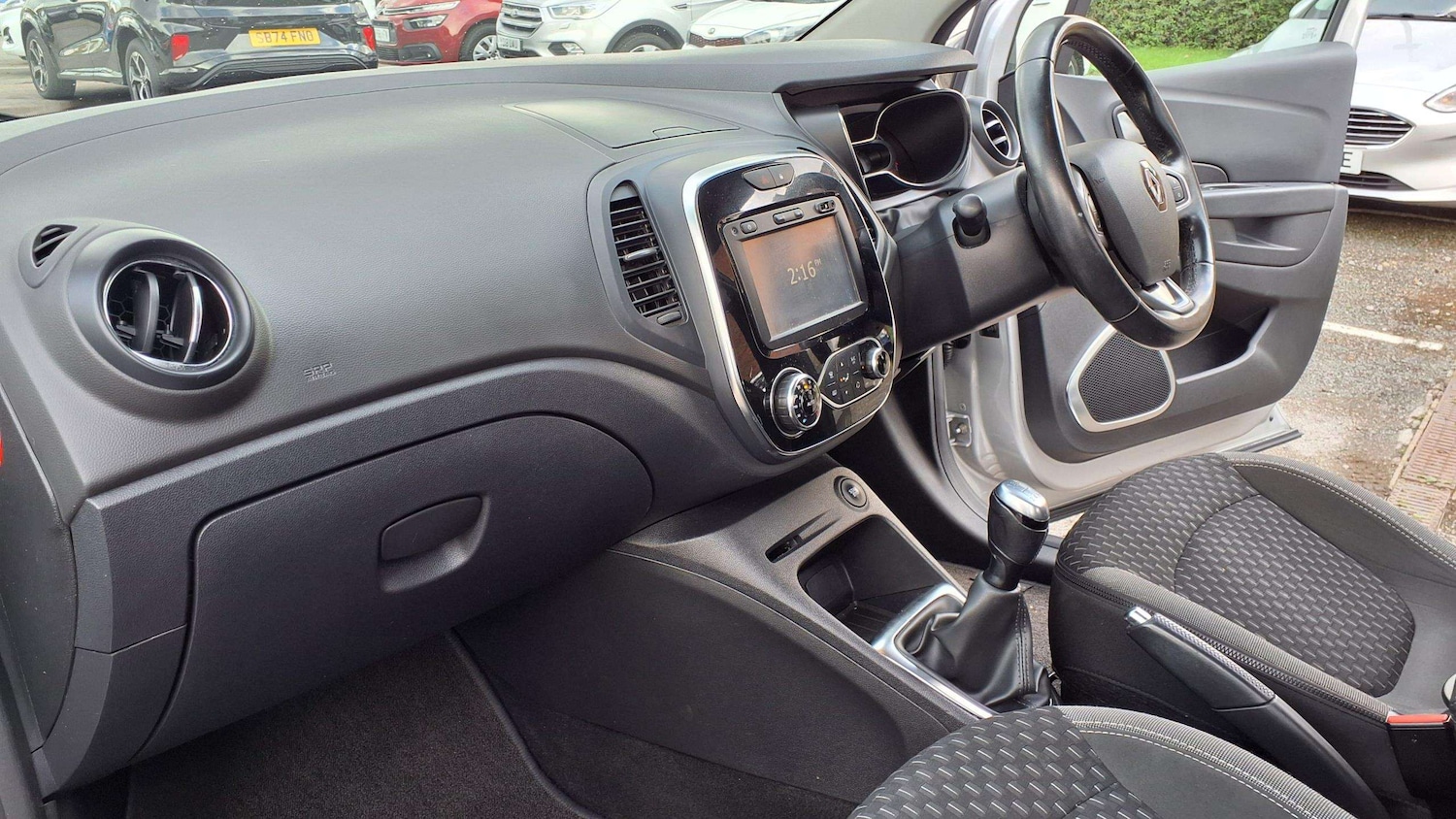 Used Renault Captur 2018 for sale - 76501895: Photo 21