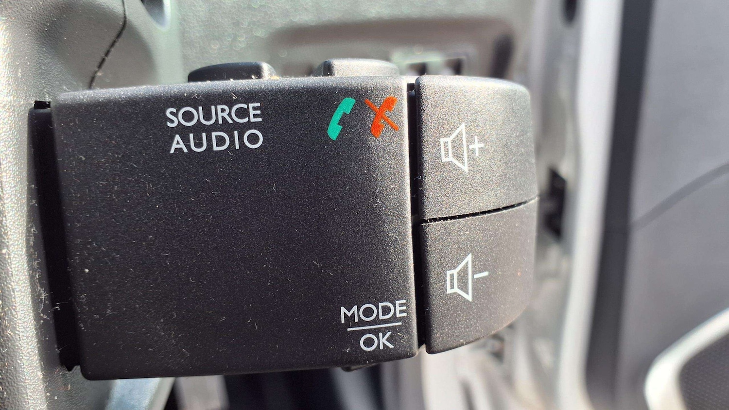 Used Renault Captur 2018 for sale - 76501895: Photo 25