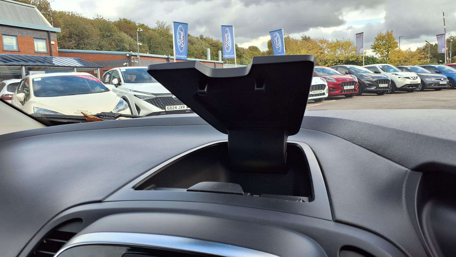 Used Renault Captur 2018 for sale - 76501895: Photo 29