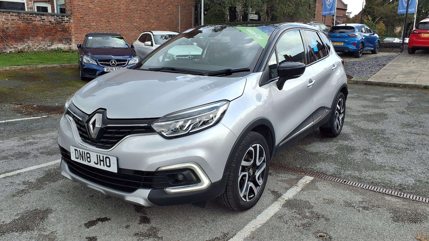 Used Renault Captur 2018 for sale - 76501895: Photo 3