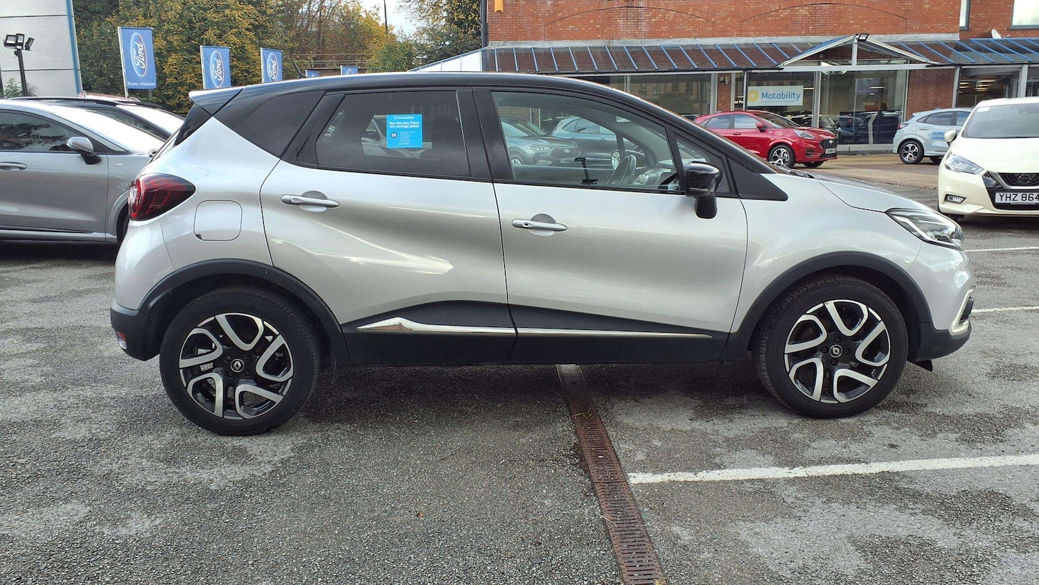 Used Renault Captur 2018 for sale - 76501895: Photo 8