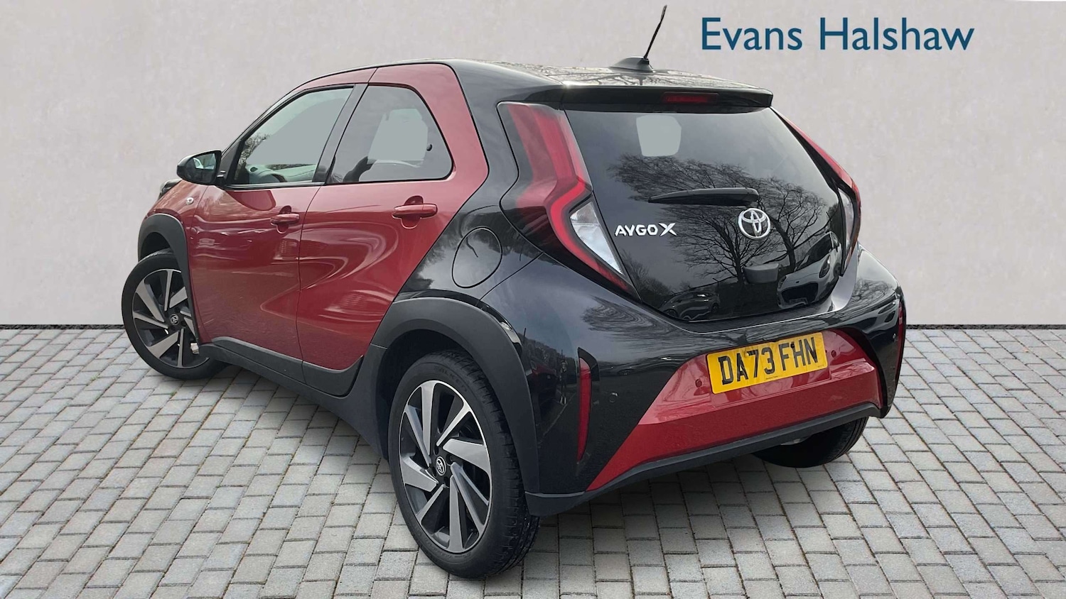 Used Toyota Aygo X 2023 for sale - 77979401: Photo 4