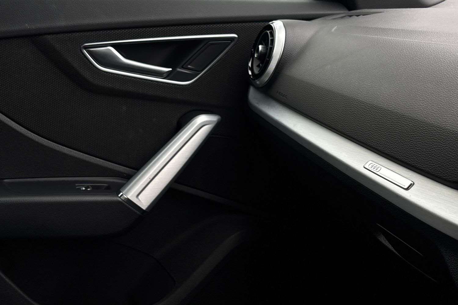 Used Audi Q2 for sale - 77472680: Photo 35