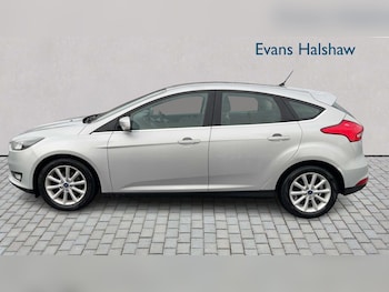 Used Ford Focus 2017 for sale - 77147334: Photo