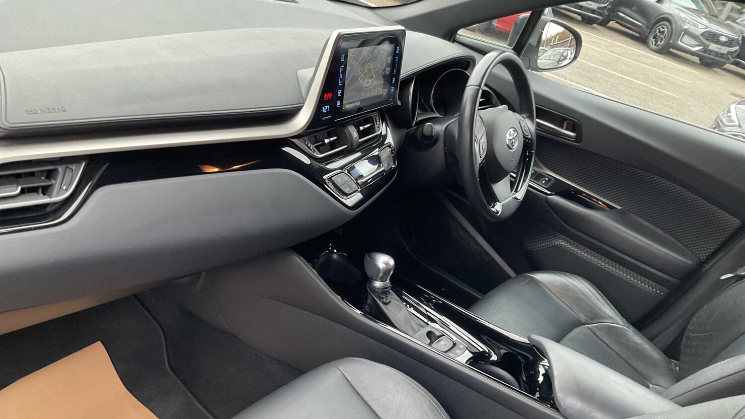 Used Toyota C-HR 2018 for sale - 77914002: Photo 13