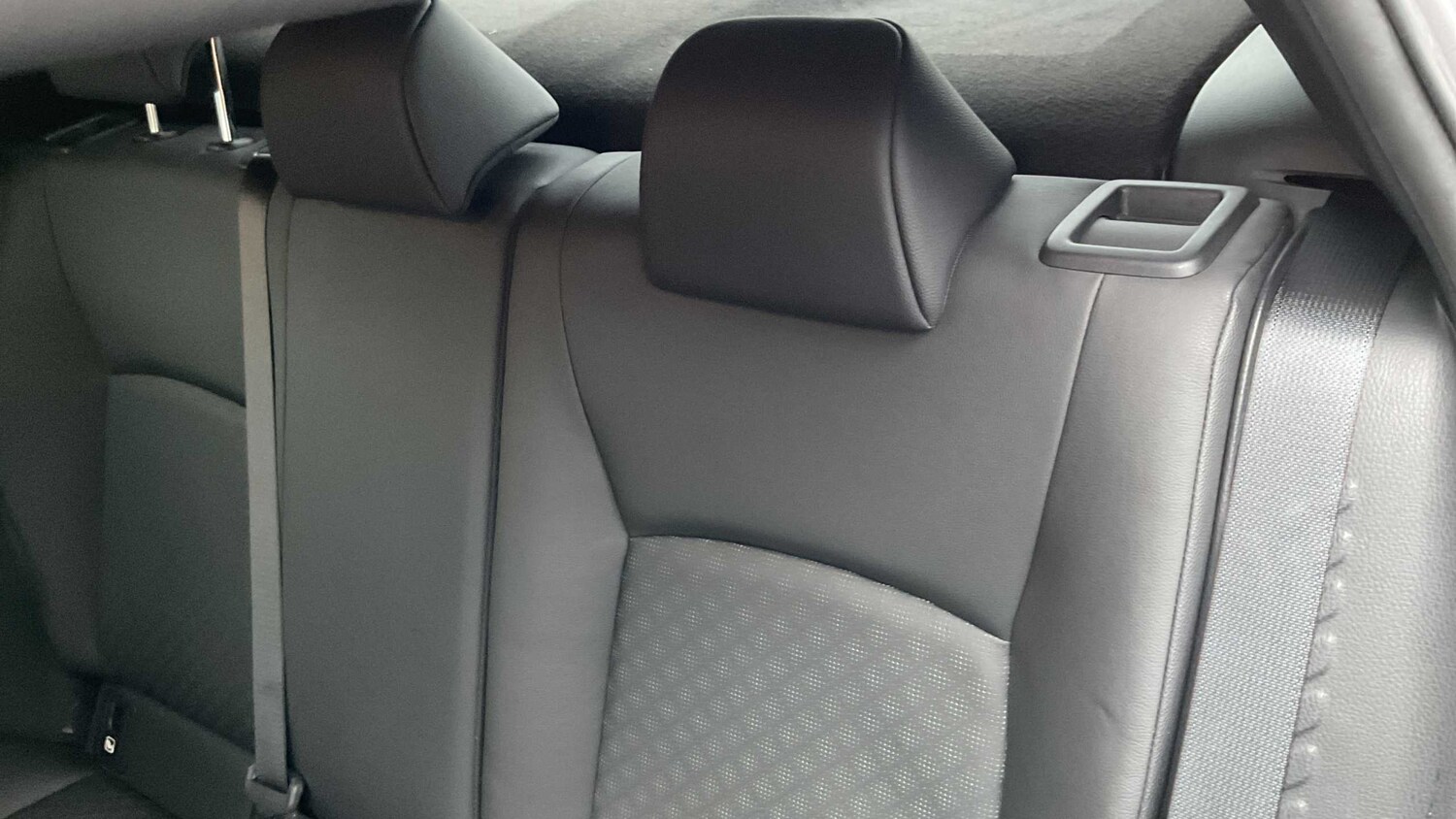 Used Toyota C-HR 2018 for sale - 77914002: Photo 14