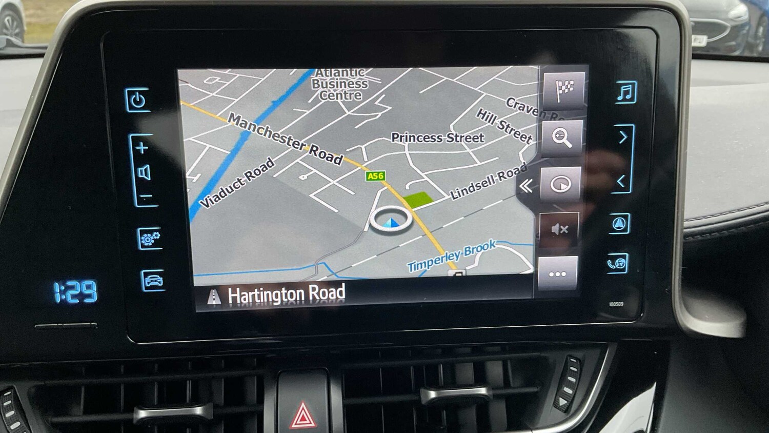 Used Toyota C-HR 2018 for sale - 77914002: Photo 17