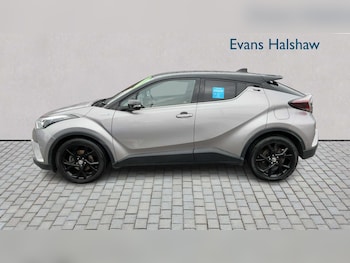 Used Toyota C-HR 2018 for sale - 77914002: Photo