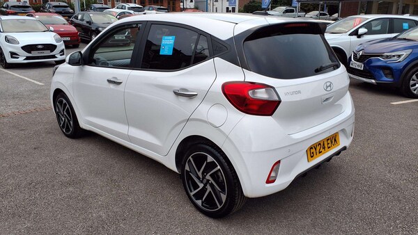 Used Hyundai i10 2024 for sale - 76063478: Photo 5