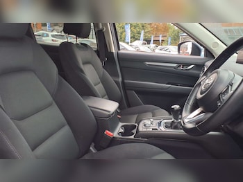 Used Mazda CX-5 2023 for sale - 76230334: Photo