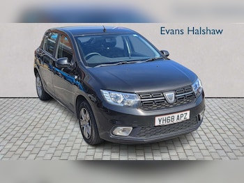 Used Dacia Sandero 2018 for sale - 79443681: Photo