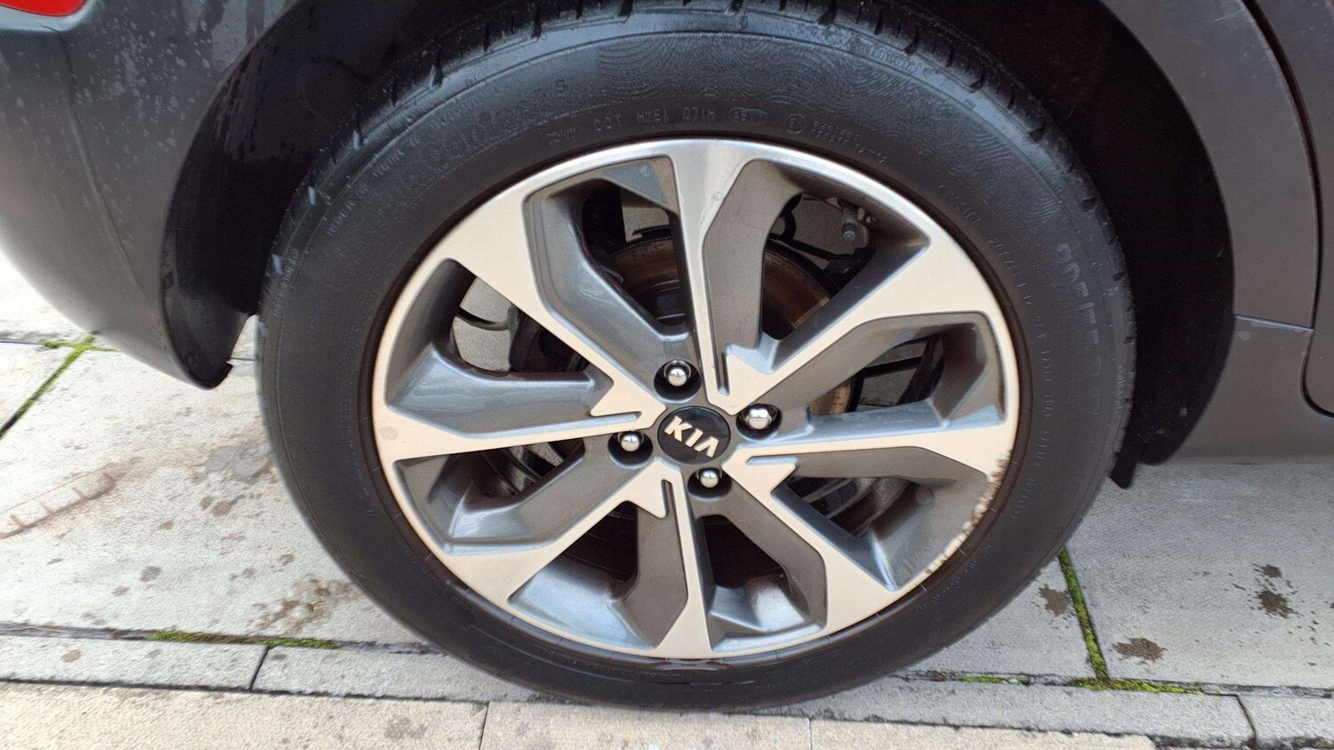 Used Kia Stonic 2018 for sale - 76063206: Photo 5