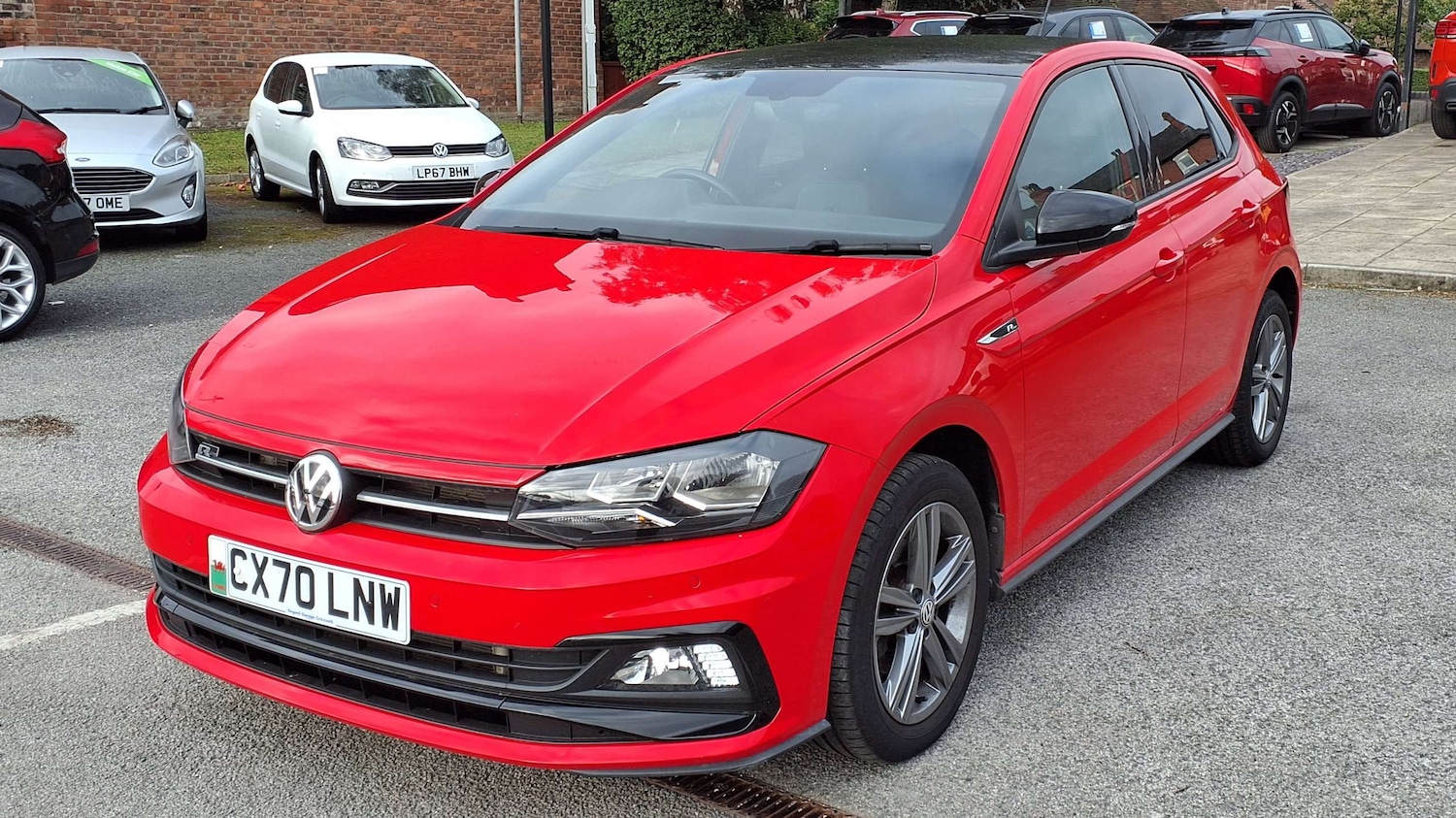 Used Volkswagen Polo 2020 for sale - 76063486: Photo 2