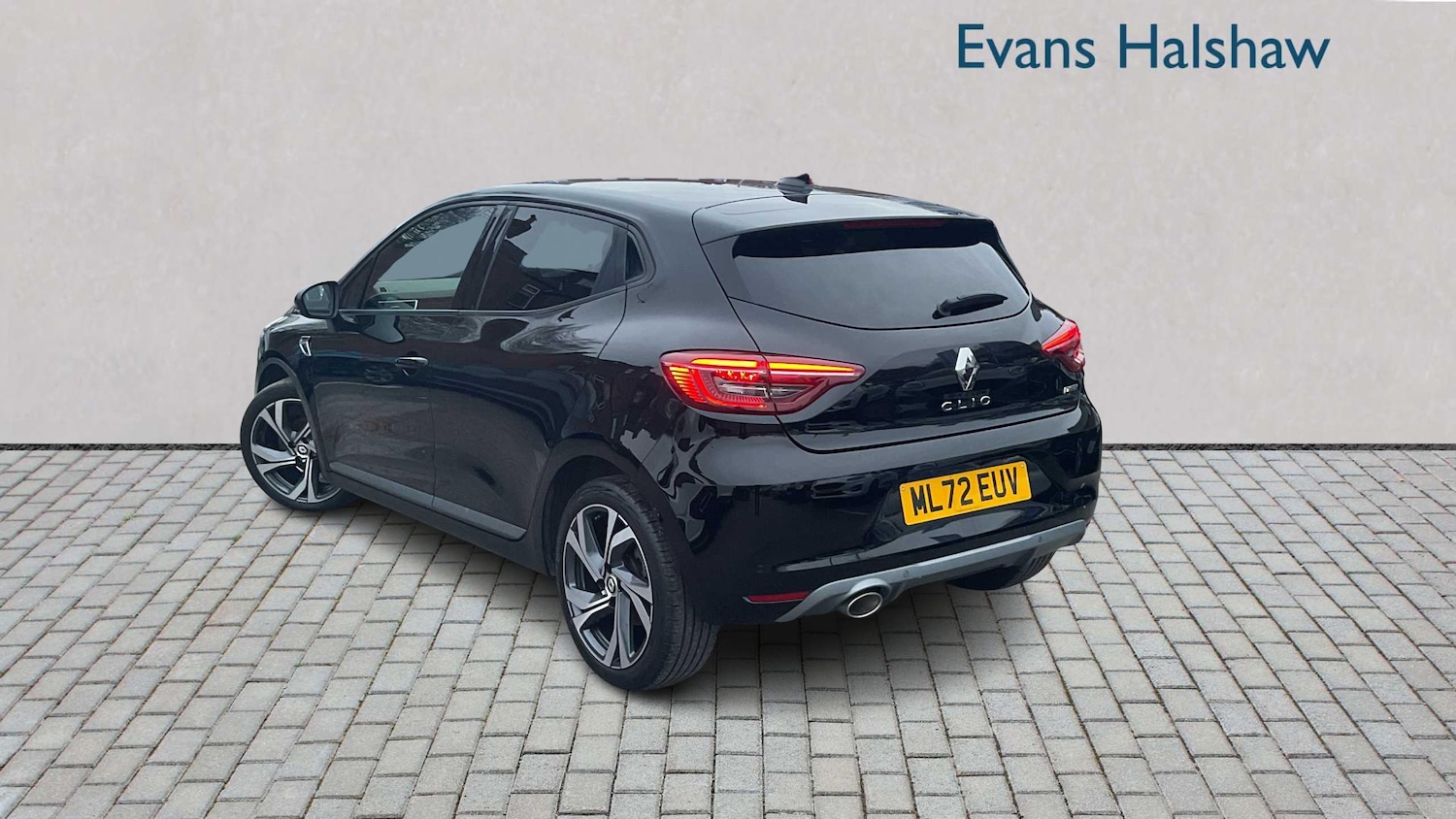 Used Renault Clio 2022 for sale - 77333811: Photo 2
