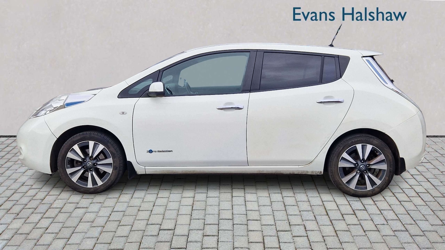 Used Nissan Leaf 2017 for sale - 78037710: Photo 3
