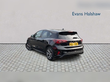 Used Ford Focus 2023 for sale - 79339837: Photo