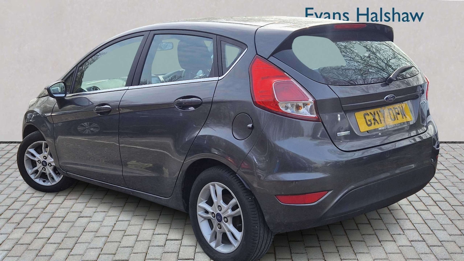 Used Ford Fiesta 2017 for sale - 77995755: Photo 2